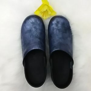 FREE SHIP SANITA DANISH CLOG ALMOST NEW LEATHER